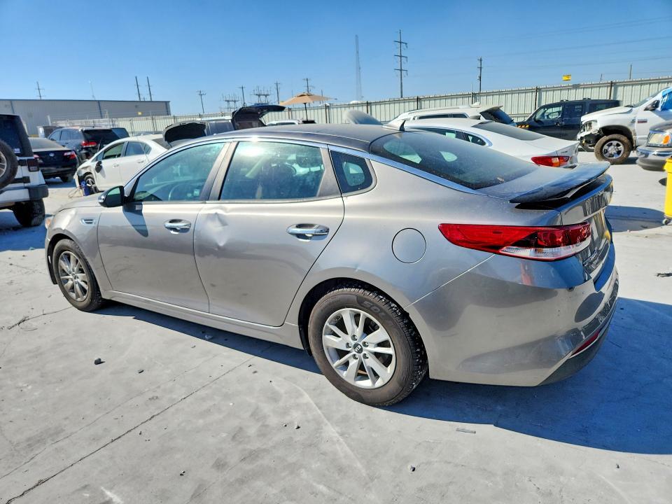 2018 KIA OPTIMA — Фото 2 из 12
