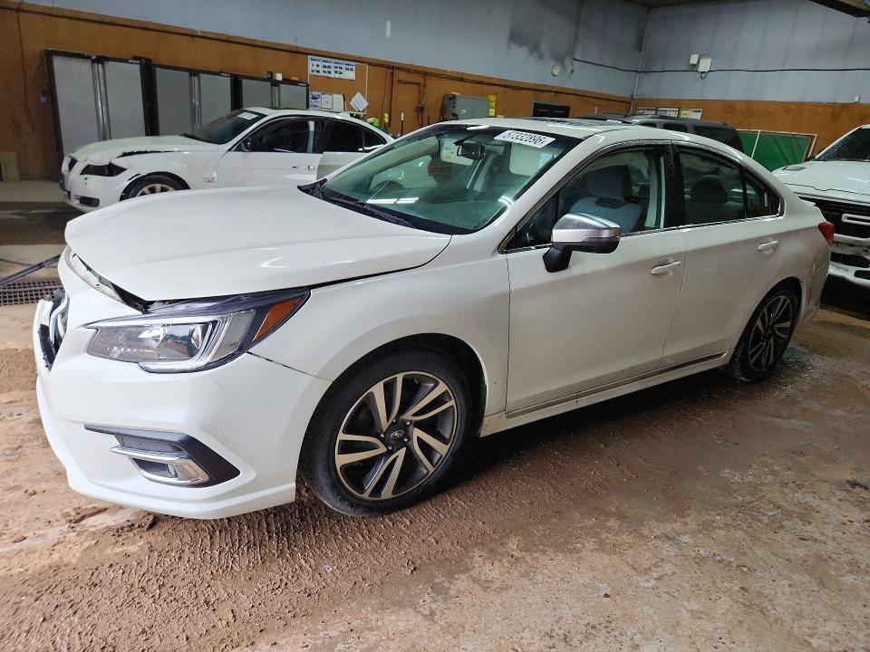4S3BNAR61J3029904 2018 SUBARU LEGACY photo no. 1