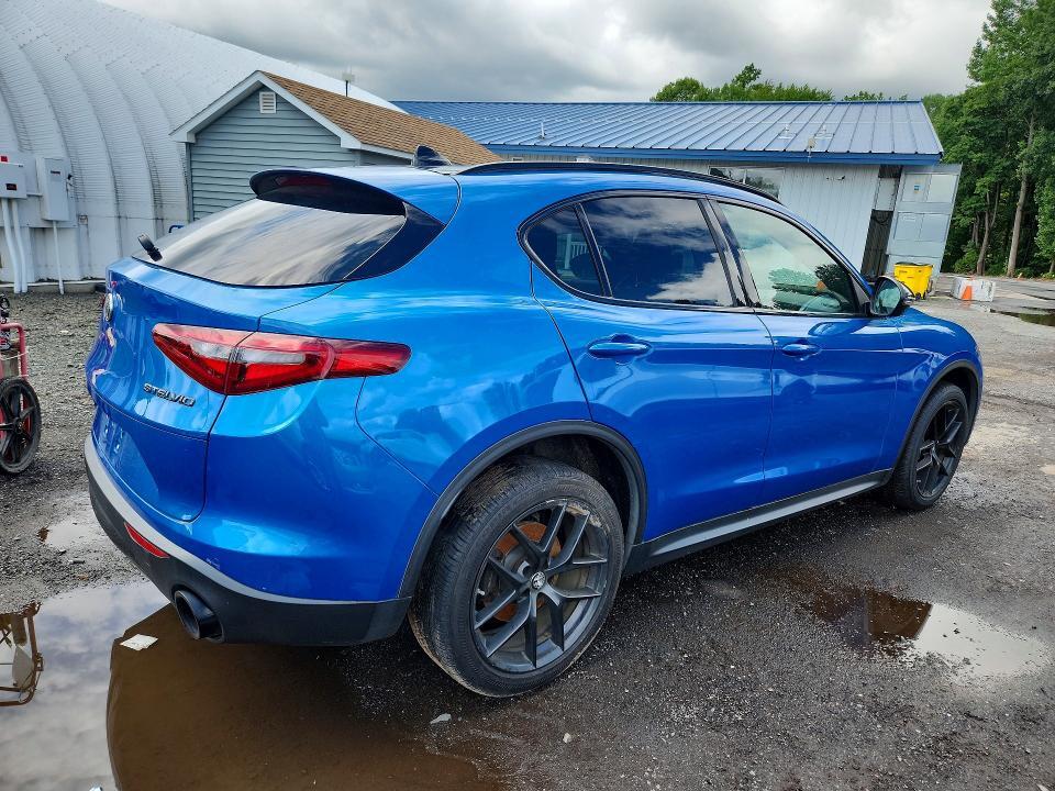2019 ALFA ROMEO STELVIO — Фото 3 из 13