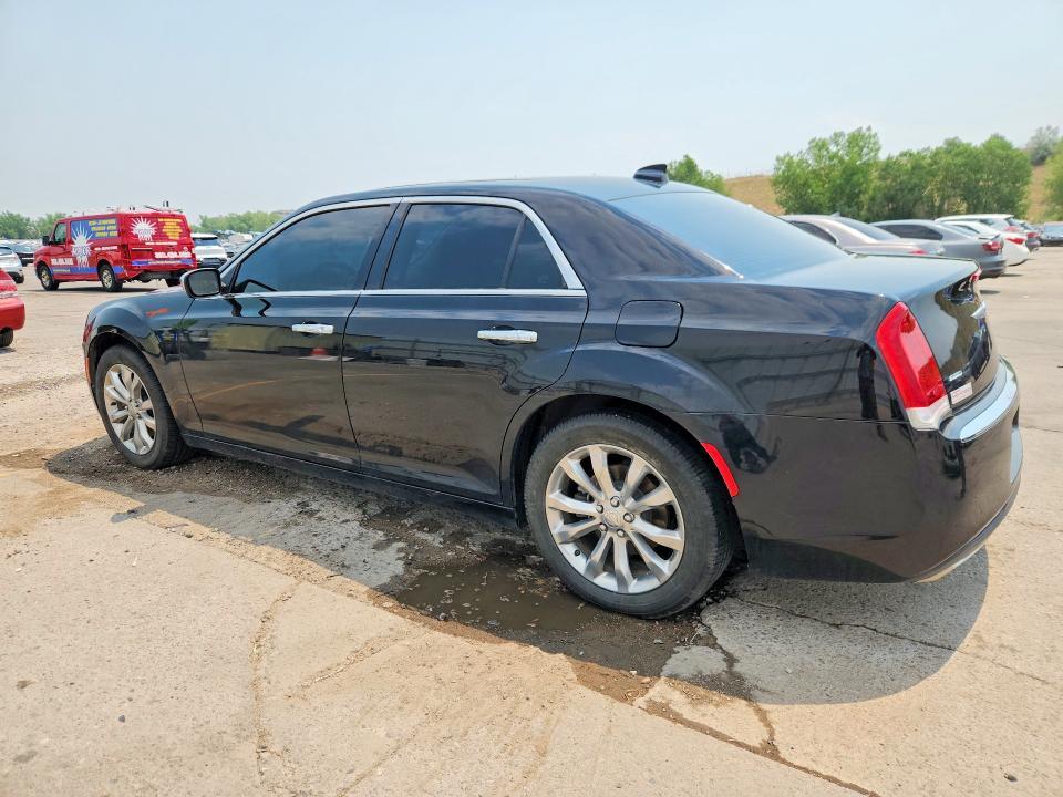 2019 CHRYSLER 300 LIMITED — Фото 2 из 12