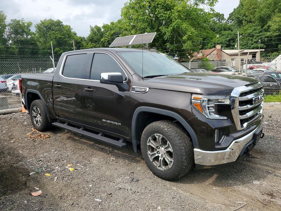 2019 GMC SIERRA K1500 SLE — Фото 4 из 12