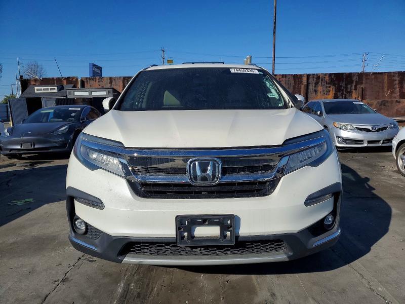 5FNYF6H03KB004265 2019 HONDA PILOT photo no. 5