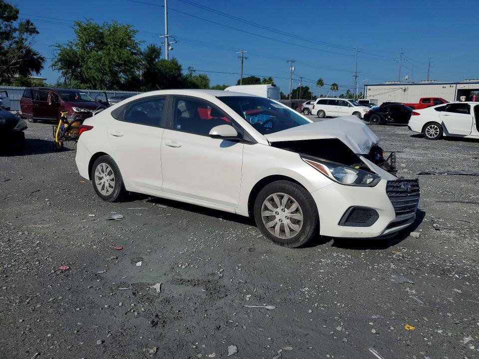 3KPC24A35KE061796 2019 HYUNDAI ACCENT photo no. 4