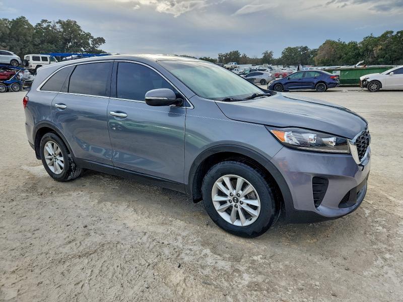 5XYPG4A36KG604238 2019 KIA SORENTO photo no. 4