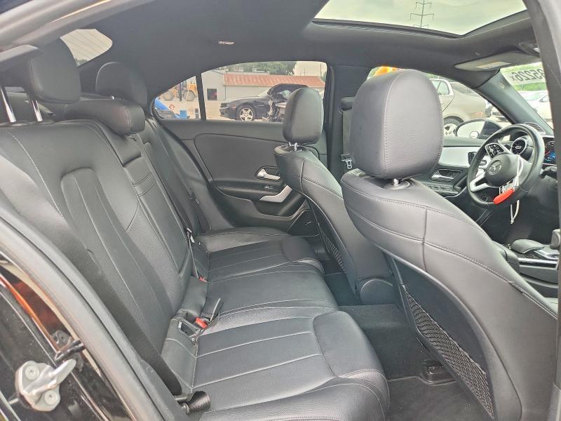 WDD3G4FB4KW028219 2019 MERCEDES-BENZ A photo no. 10