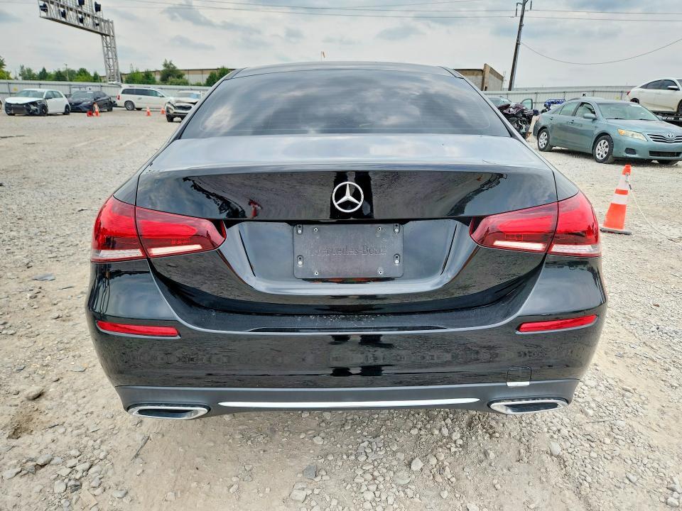 WDD3G4FB4KW028219 2019 MERCEDES-BENZ A photo no. 6