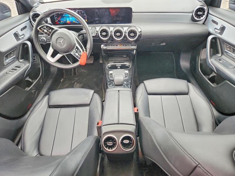 WDD3G4FB4KW028219 2019 MERCEDES-BENZ A photo no. 8