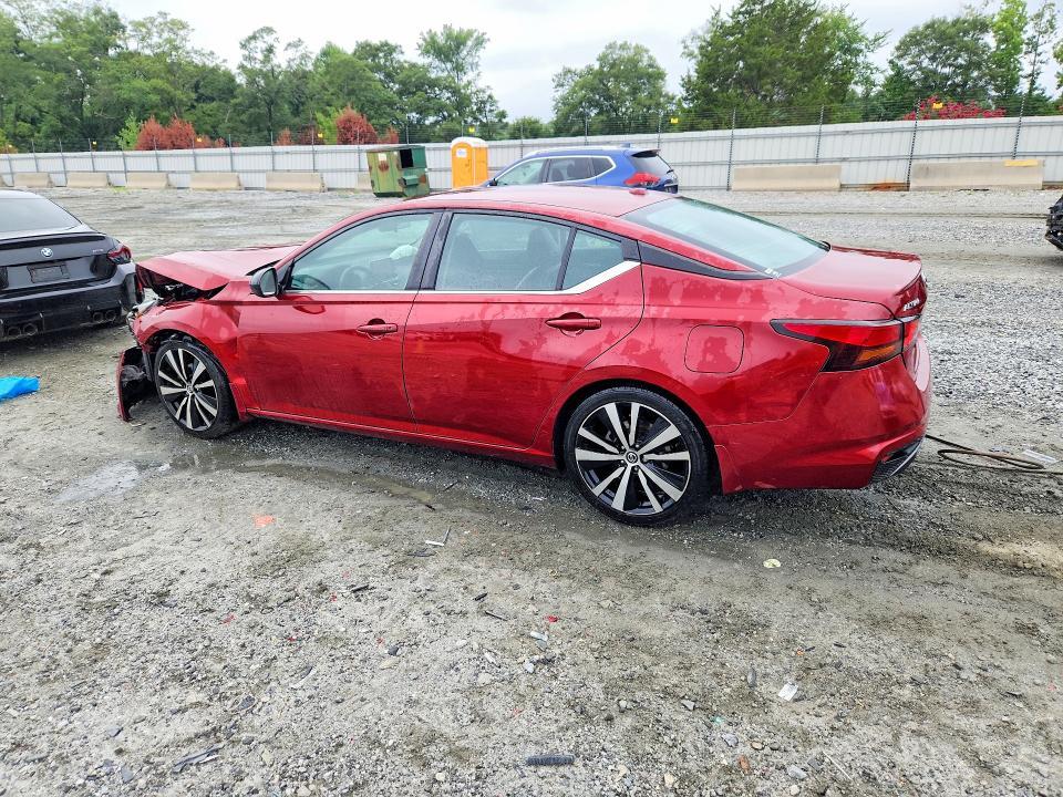 2019 NISSAN ALTIMA SR — Фото 2 из 12