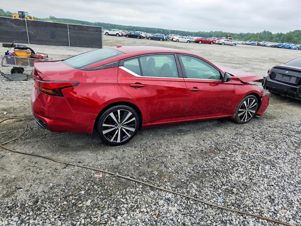2019 NISSAN ALTIMA SR — Фото 3 из 12