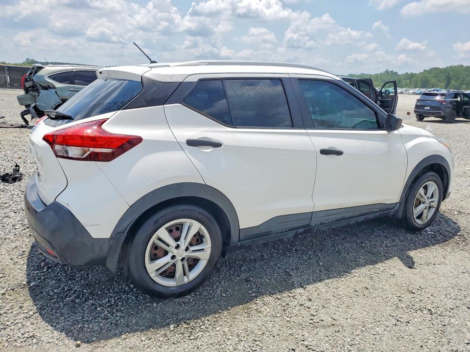 2019 NISSAN KICKS S — Фото 3 из 12