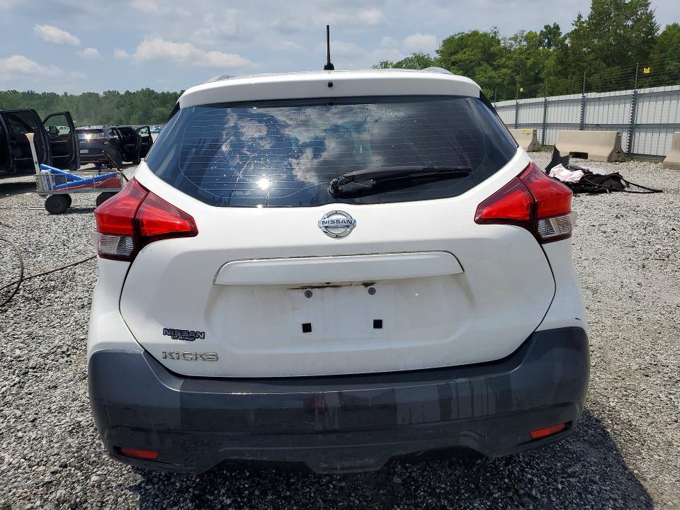 2019 NISSAN KICKS S — Фото 6 из 12