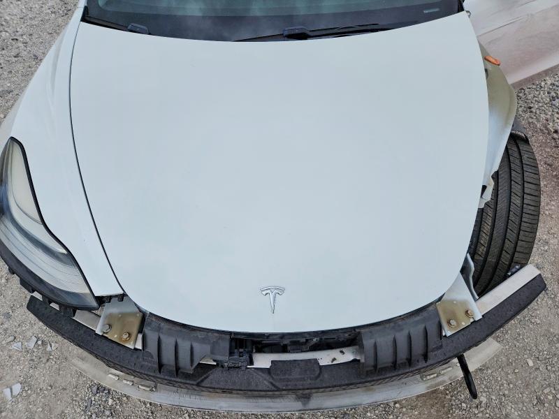 2019 TESLA MODEL 3 — Фото 11 из 13