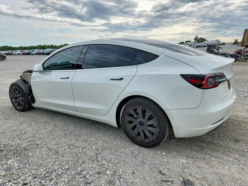 2019 TESLA MODEL 3 — Фото 2 из 13