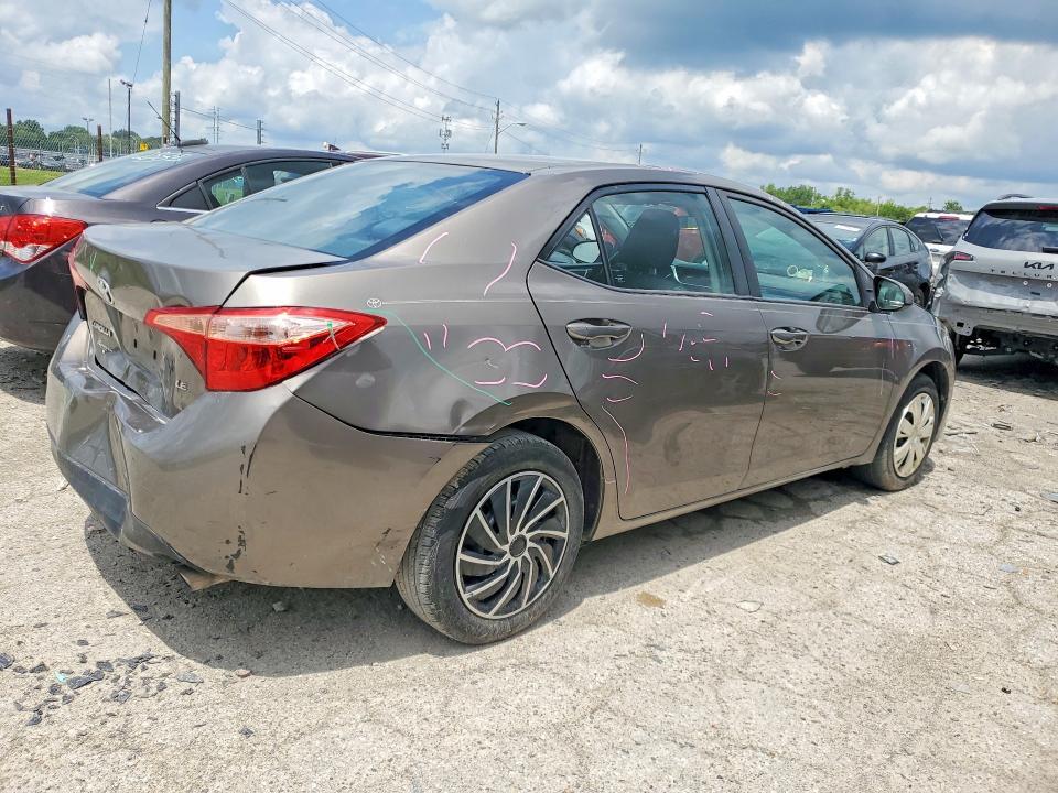 2T1BURHE4KC178617 2019 TOYOTA COROLLA photo no. 3