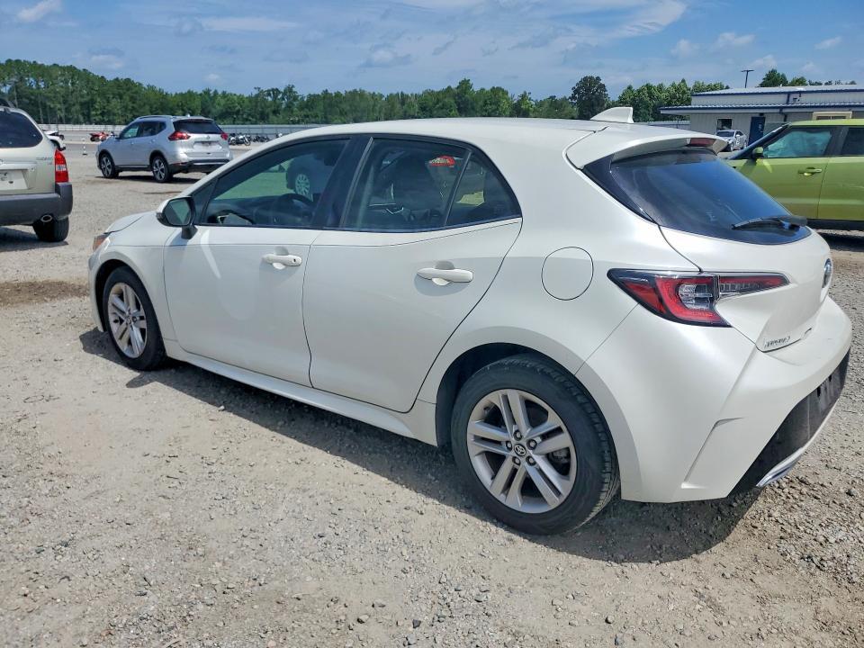 2019 TOYOTA COROLLA HATCHBACK SE — Фото 2 из 12