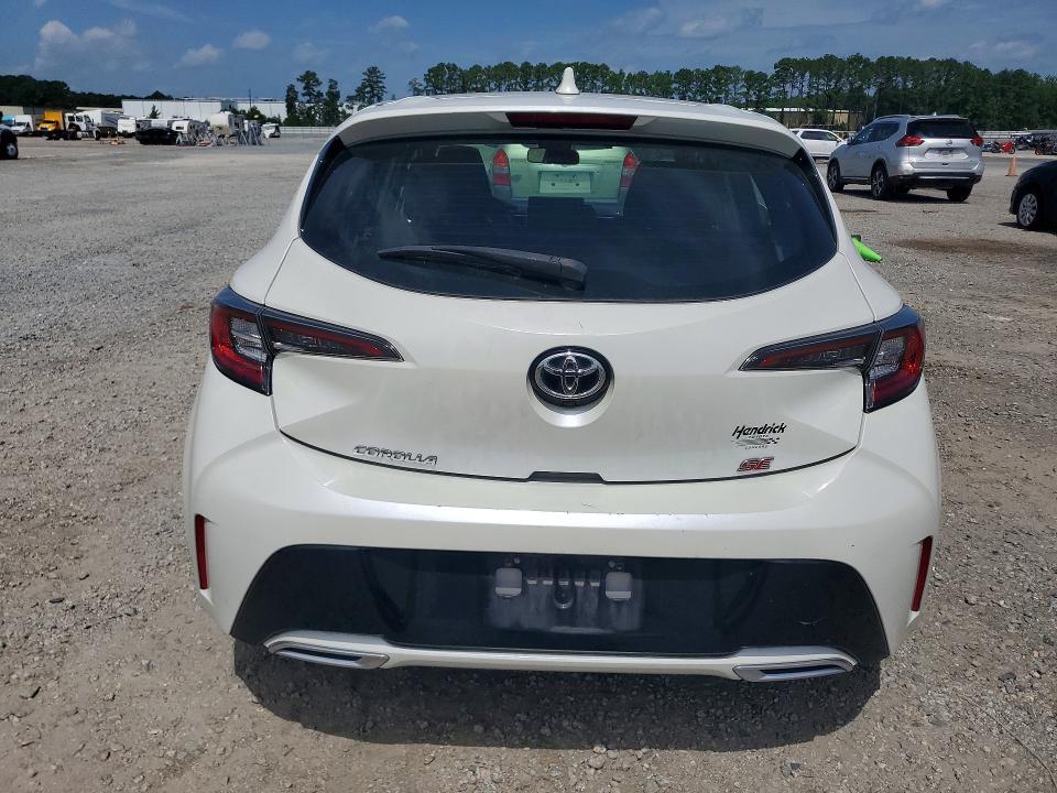 2019 TOYOTA COROLLA HATCHBACK SE — Фото 6 из 12