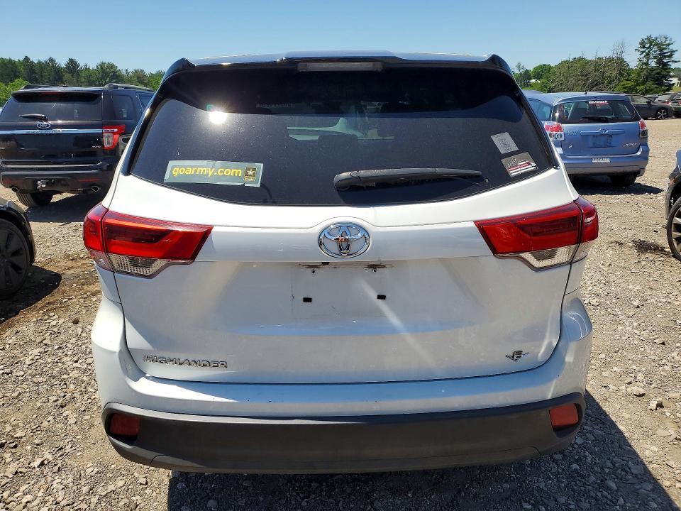 2019 TOYOTA HIGHLANDER LE — Фото 6 из 13