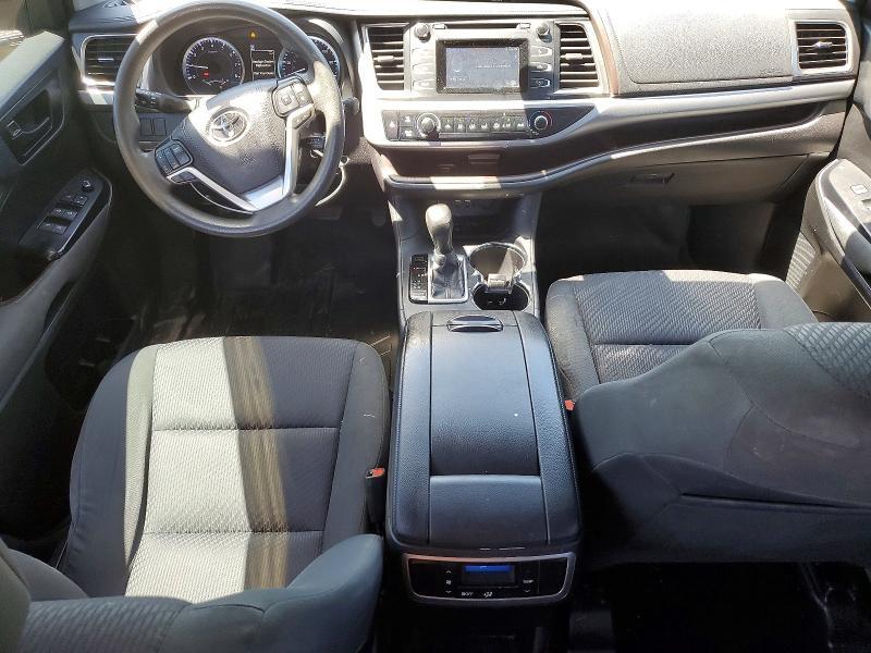 2019 TOYOTA HIGHLANDER LE — Фото 8 из 13