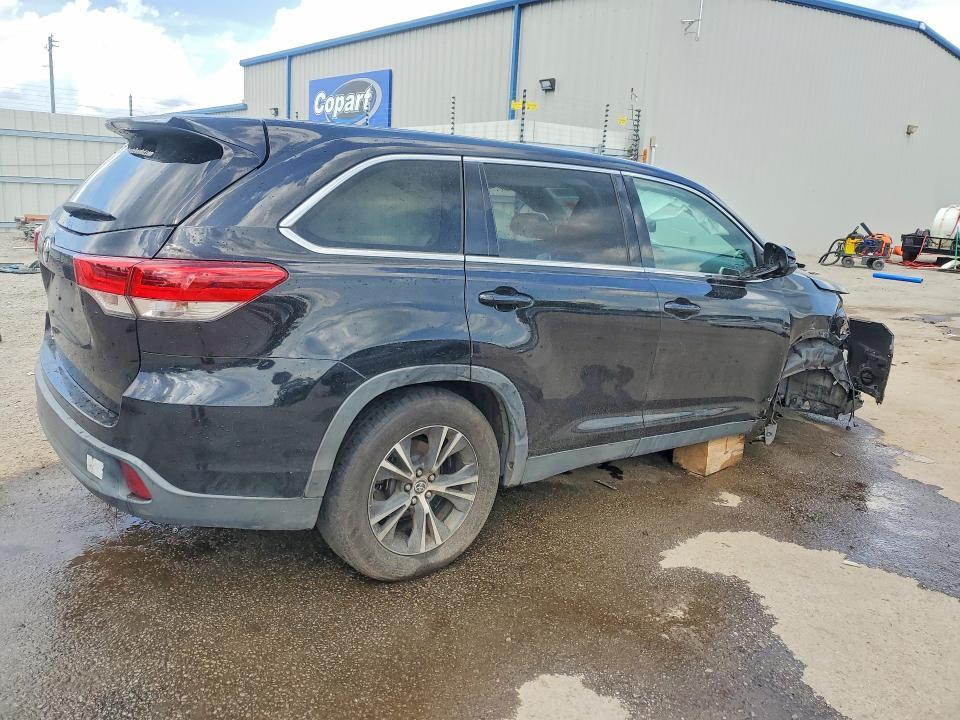2019 TOYOTA HIGHLANDER LE — Фото 3 из 13