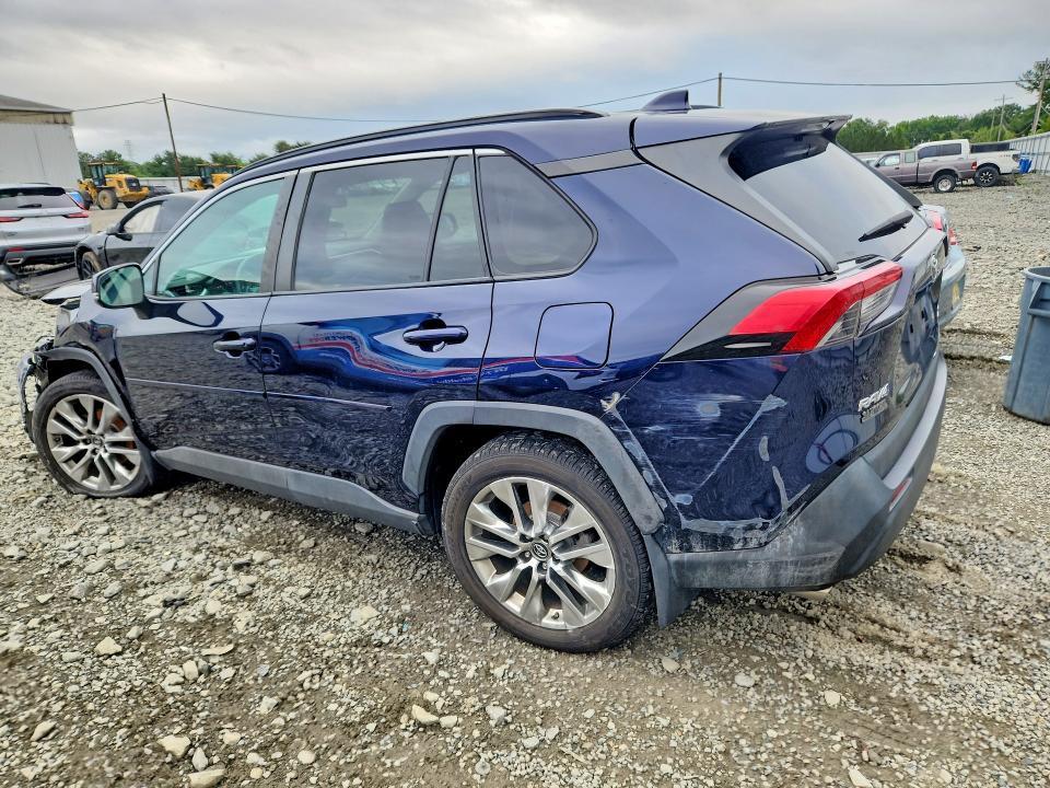 2019 TOYOTA RAV4 XLE PREMIUM — Фото 2 из 13