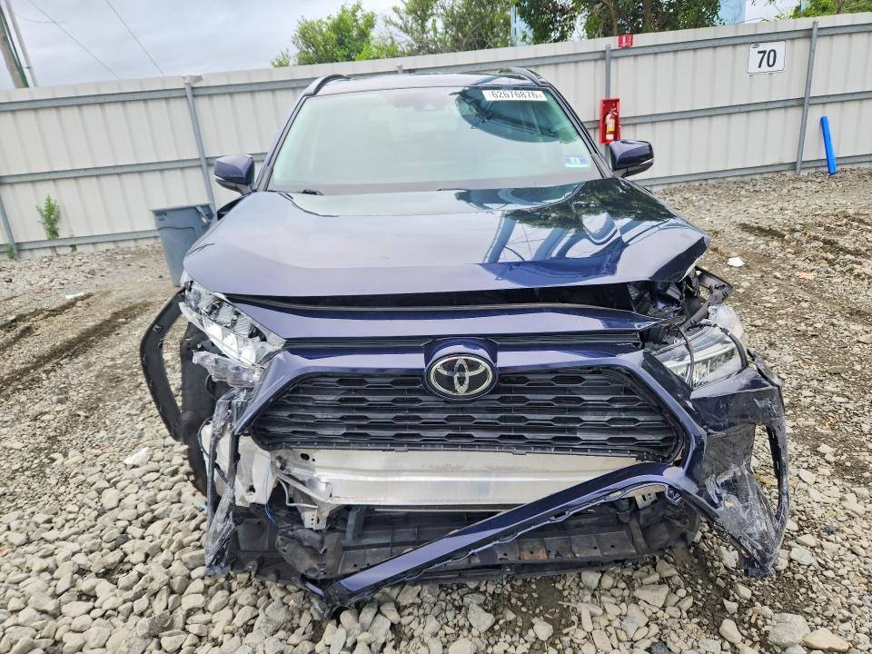 2019 TOYOTA RAV4 XLE PREMIUM — Фото 5 из 13