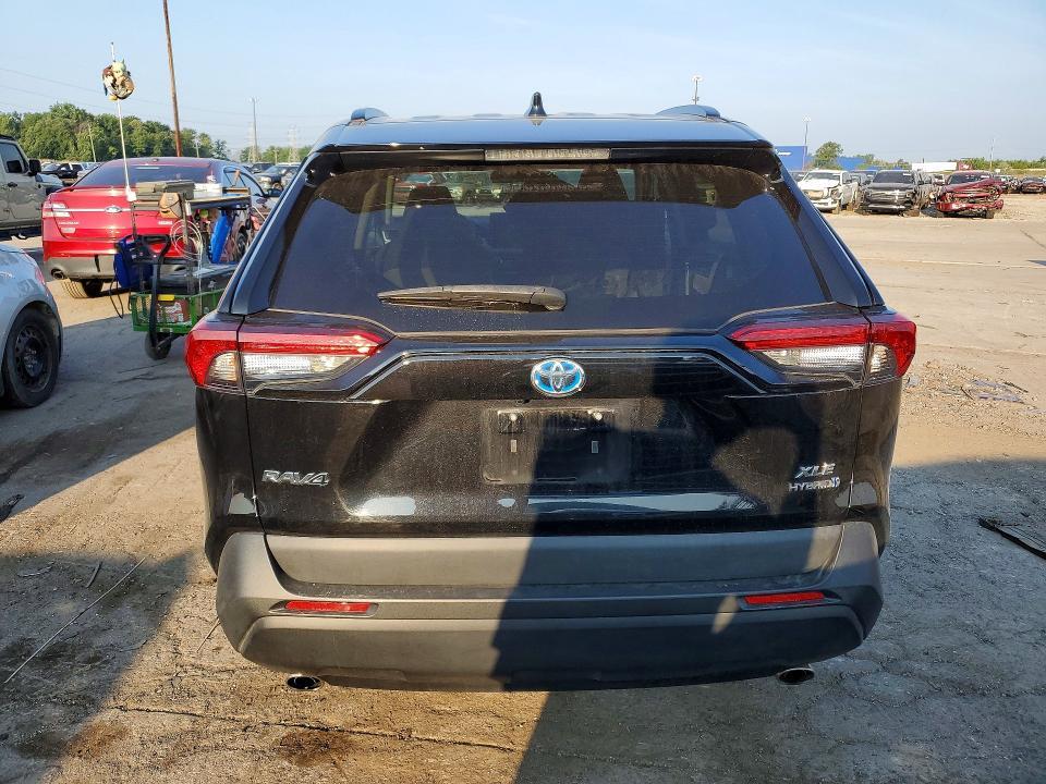 2019 TOYOTA RAV4 HYBRID XLE — Фото 6 из 13