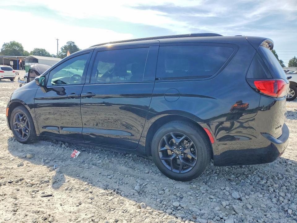 2020 CHRYSLER PACIFICA TOURING L — Фото 2 из 13