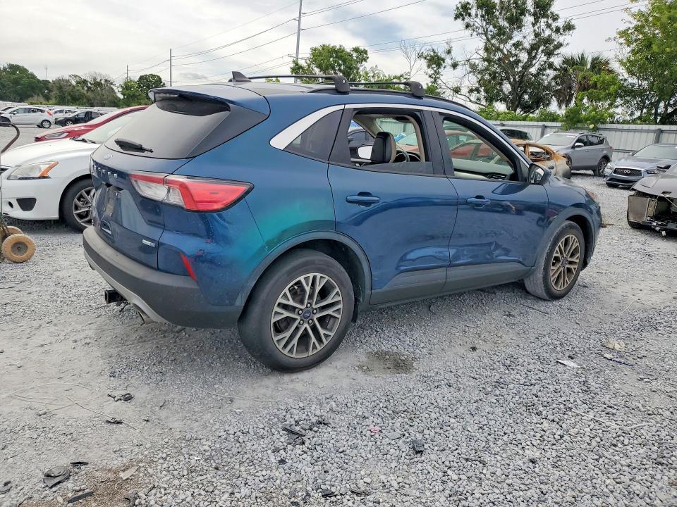 2020 FORD ESCAPE SEL — Фото 3 из 13