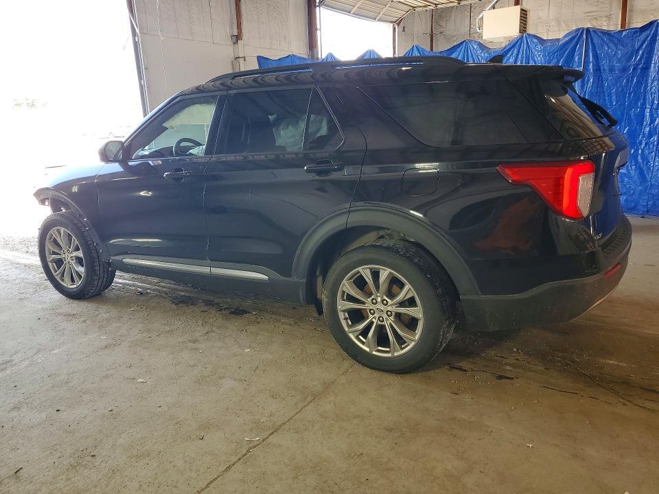2020 FORD EXPLORER XLT — Фото 2 из 13