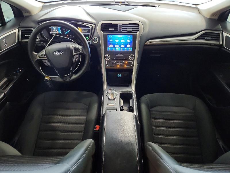 2020 FORD FUSION SE — Фото 8 из 12