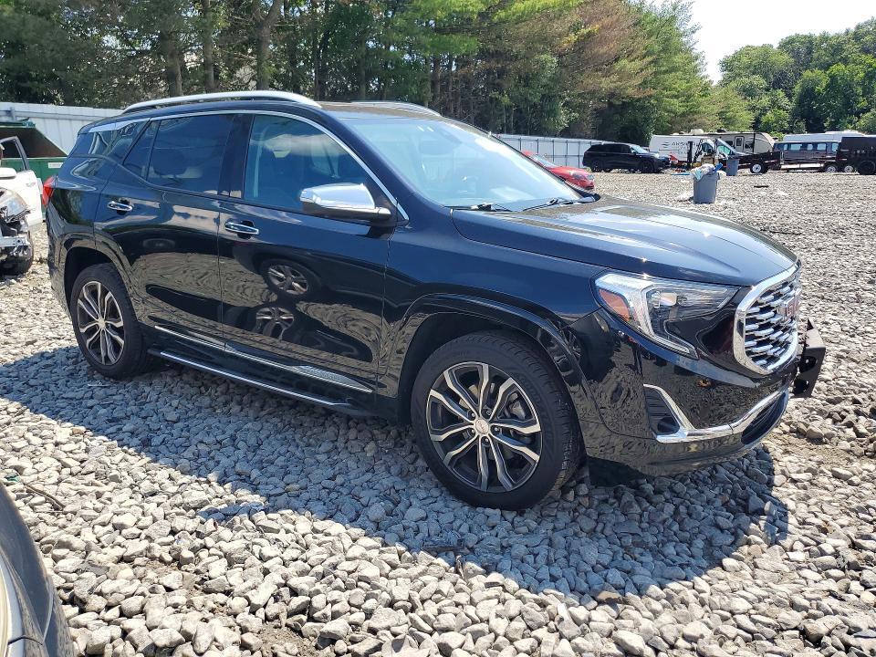 2020 GMC TERRAIN DENALI — Фото 4 из 13