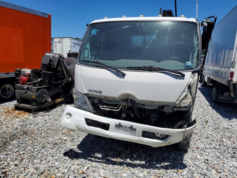 JHHUDM1H6LK004352 2020 HINO 155 photo no. 5