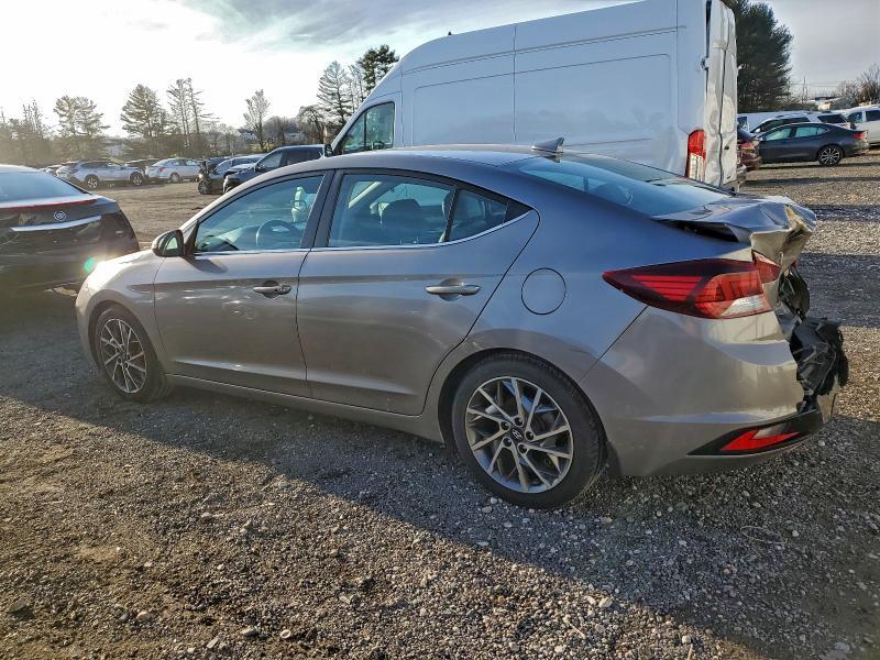 2020 HYUNDAI ELANTRA SEL — Фото 2 из 12