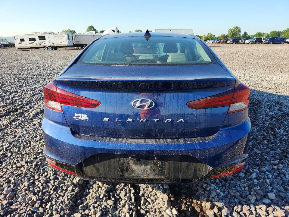 2020 HYUNDAI ELANTRA SEL — Фото 6 из 12