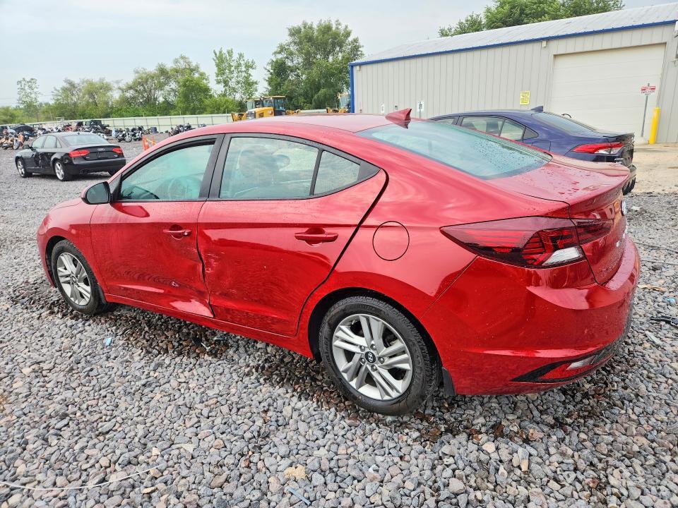 2020 HYUNDAI ELANTRA VALUE EDITION — Фото 2 из 12