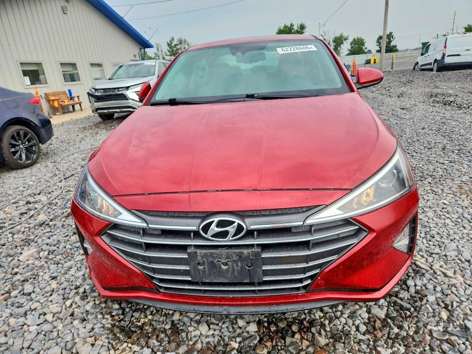 2020 HYUNDAI ELANTRA VALUE EDITION — Фото 5 из 12