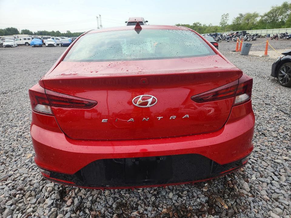 2020 HYUNDAI ELANTRA VALUE EDITION — Фото 6 из 12