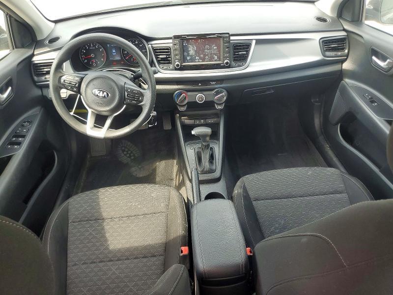 2020 KIA RIO S — Фото 8 из 12