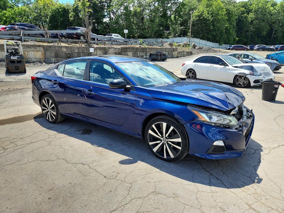 1N4BL4CW4LC184553 2020 NISSAN ALTIMA photo no. 4