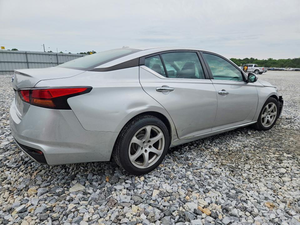 2020 NISSAN ALTIMA S — Фото 3 из 12