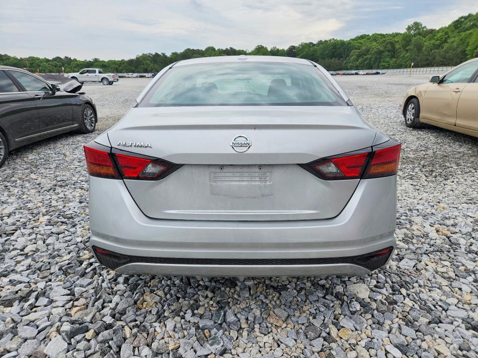 2020 NISSAN ALTIMA S — Фото 6 из 12