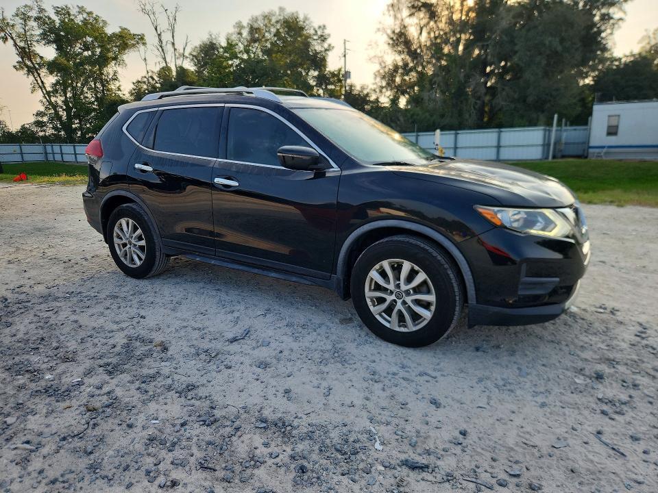 JN8AT2MT4LW002657 2020 NISSAN ROGUE photo no. 4