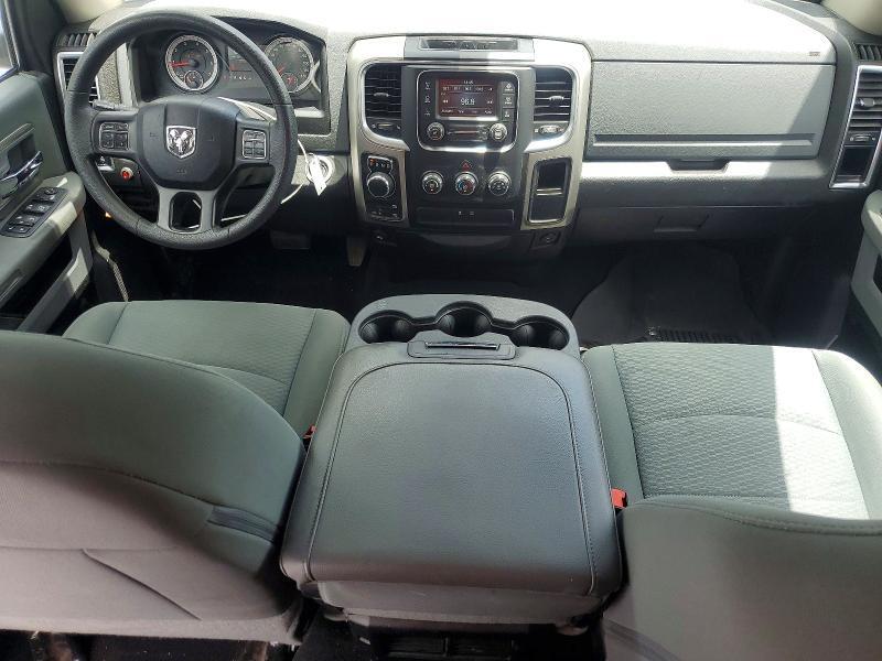 2020 RAM 1500 CLASSIC SLT — Фото 8 из 12