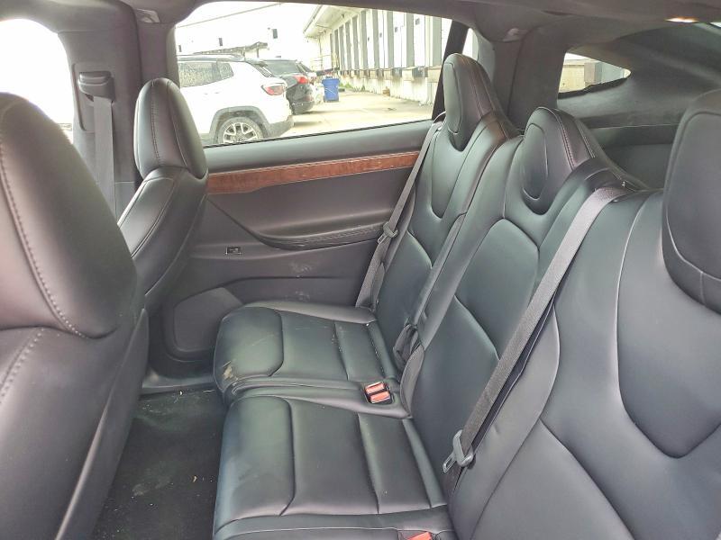 2020 TESLA MODEL X — Фото 11 из 14