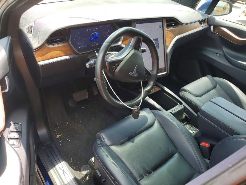 2020 TESLA MODEL X — Фото 8 из 14