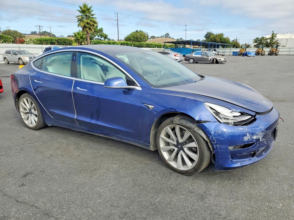 5YJ3E1EA4LF599254 2020 TESLA MODEL 3 photo no. 4