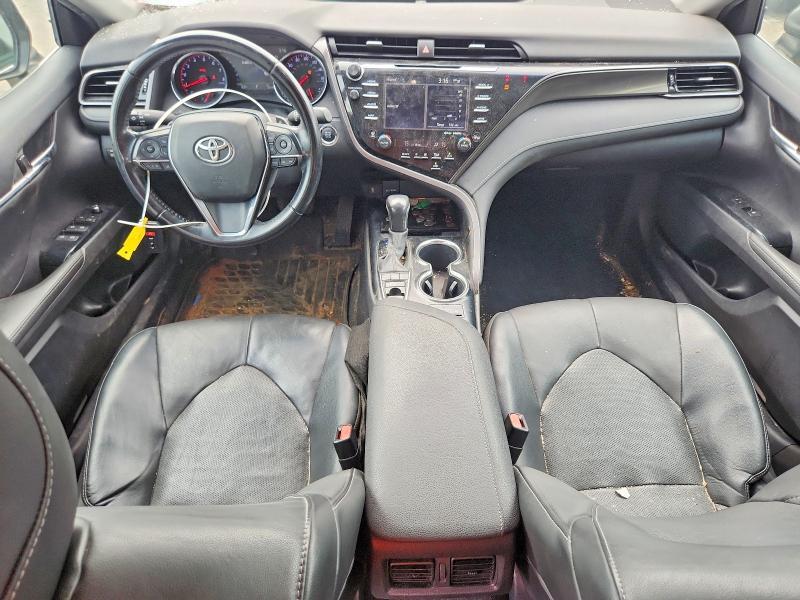 2020 TOYOTA CAMRY XSE — Фото 8 из 12