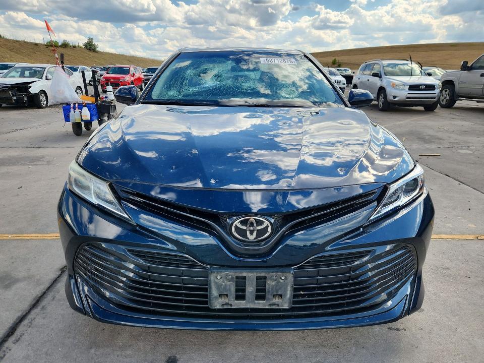 2020 TOYOTA CAMRY LE — Фото 5 из 12