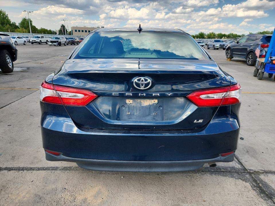 2020 TOYOTA CAMRY LE — Фото 6 из 12