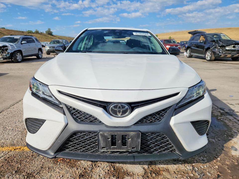 2020 TOYOTA CAMRY SE NIGHTSHADE — Фото 5 из 12